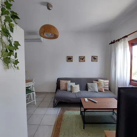 Stavros Oak Tree House Holiday home *